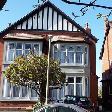The Breverton Lytham St Annes Extérieur photo